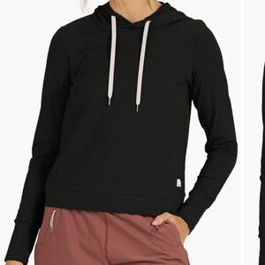 Vuori NEW Essential hoodie